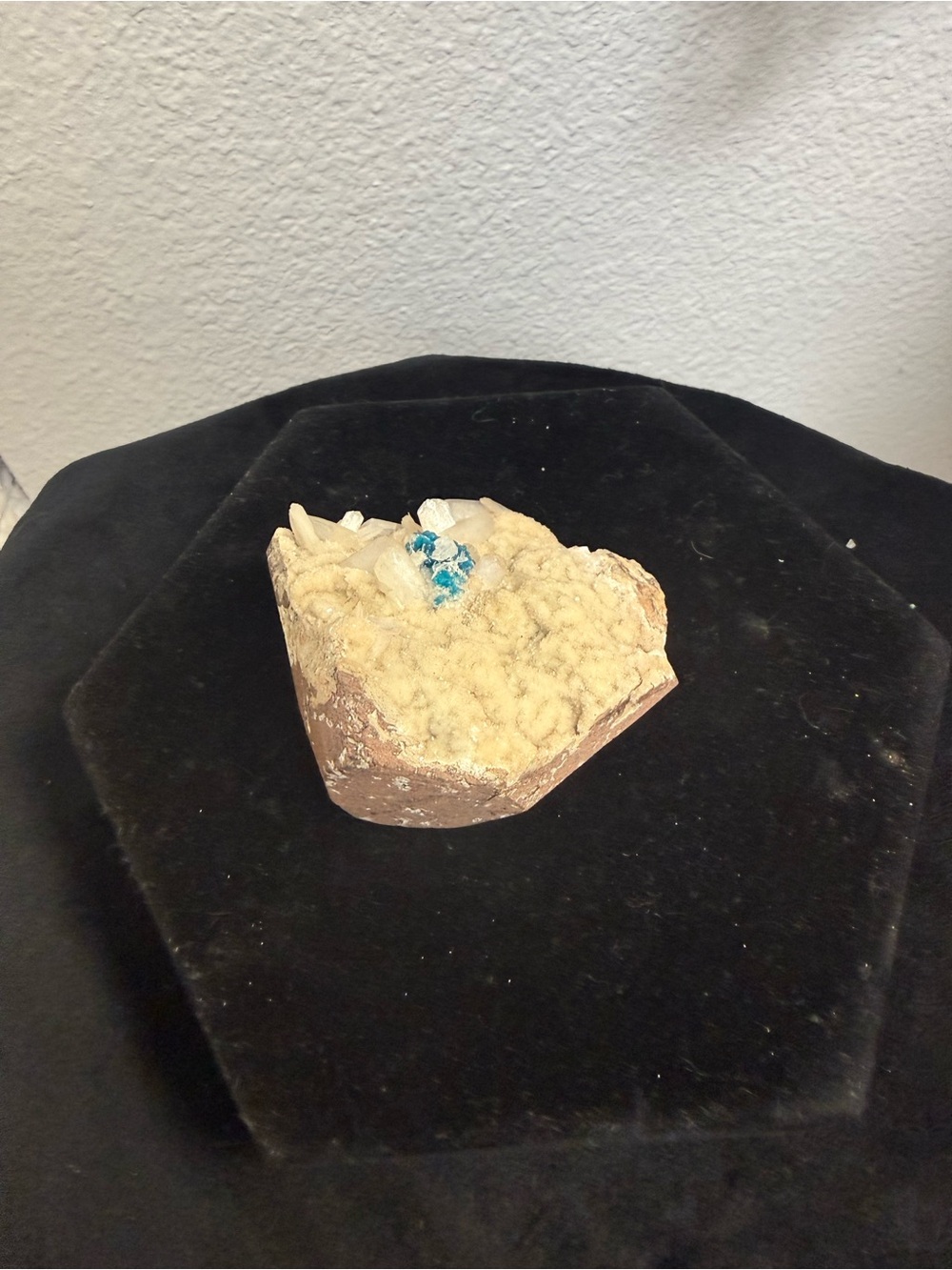 Cavansite - Picture 3 of 5